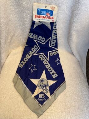 Vintage Dallas Cowboys NFL Team Bandanna New With Header Tag Blue Star Scarf